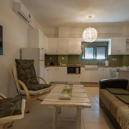 Chrisambelos Apartment